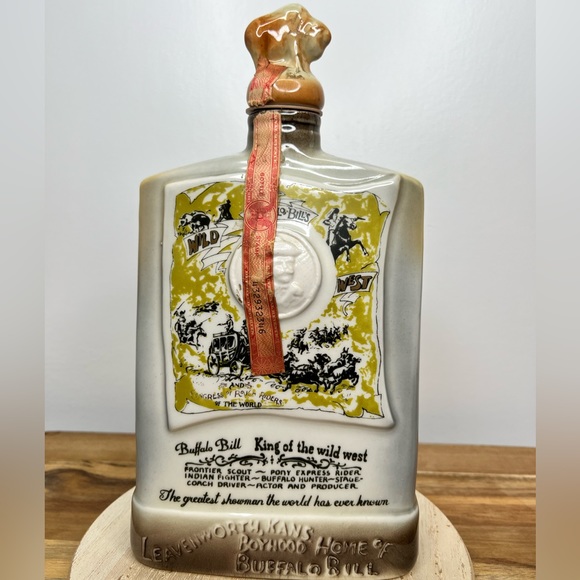 jim beam Dining Vintage Beams Choice Jim Beam Buffalo Bill Decanter